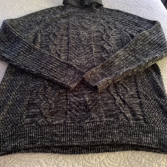 Express Cable Turtleneck Sweater Men - Picture 5 of 8